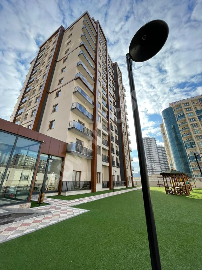 For urgent sale, an apartment inside a full-service complex, Istanbul, Esenyurt