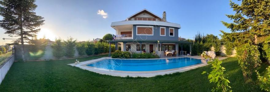 Villa with a large area and a special price