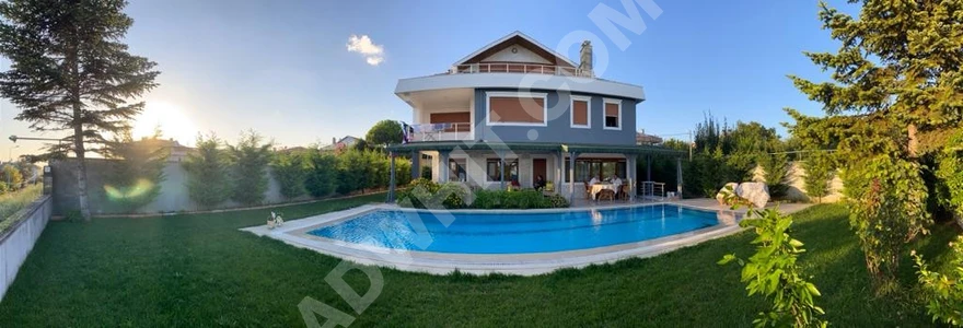 Villa with a large area and a special price