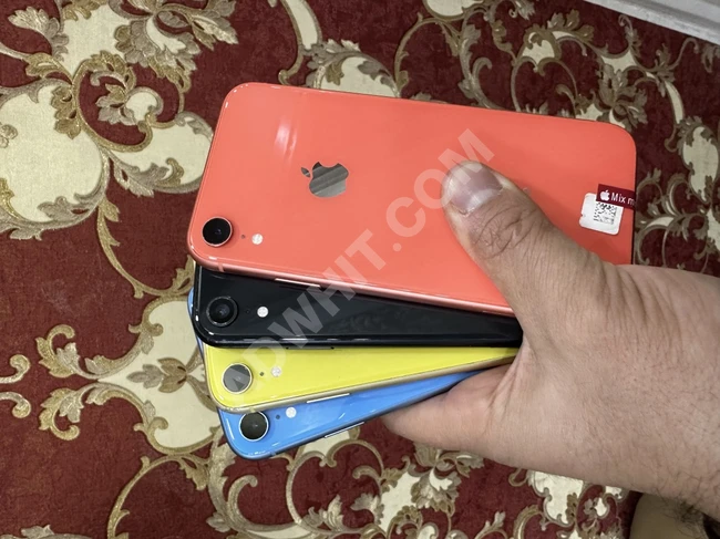 iPhone cazip bir fiyata satılıktır