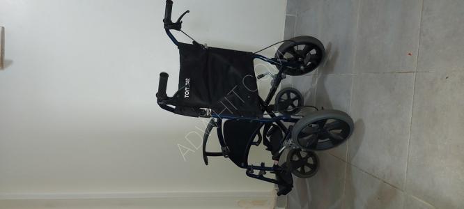 Alman Tomtar marka tekerlekli sandalye