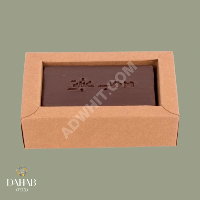 Oud and amber soap