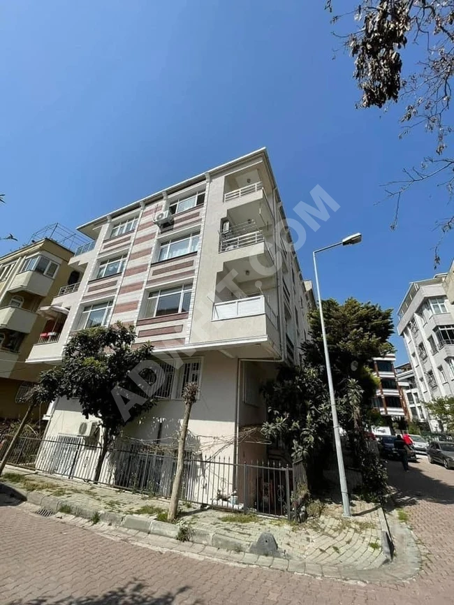 For rent there is a 3 + 1 duplex apartment. Reverse empty place Avcilar deniz koçlar