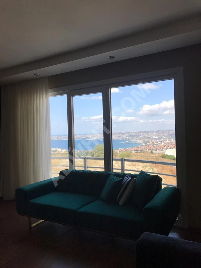 İstanbul, Beylikdüzü'nde tüm hizmetlere sahip bir site içerisinde kiralık daire