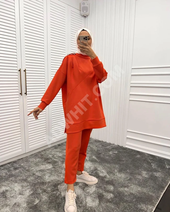 Tesettürlü kadınlar takımı