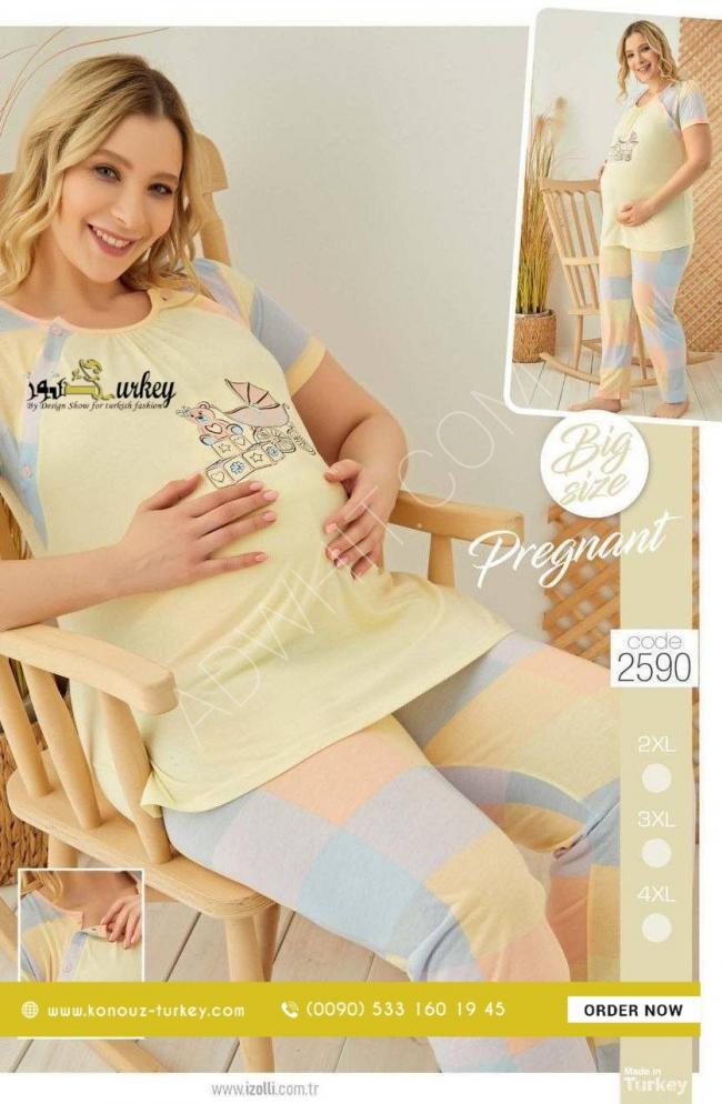 Kadın hamile pijama