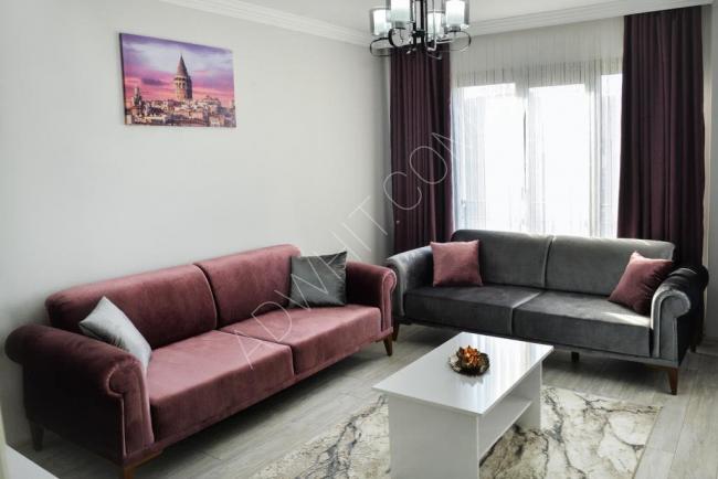 Trabzon'da balkonlu ve deniz manzaralı kiralık otel konseptinde daireler