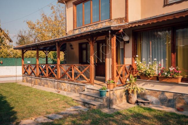 Villa with a private pool in the center of Sapanca