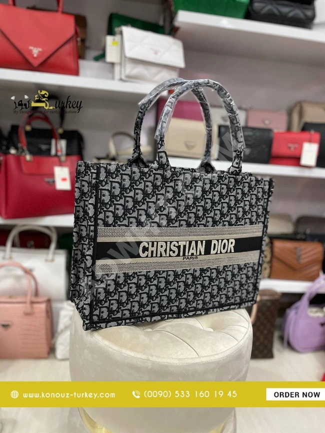 Women's handbag