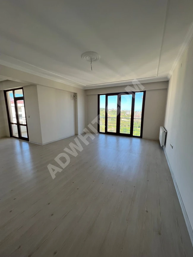 Apartment 4 + 1 in the best complexes of Trabzon Kaşustu