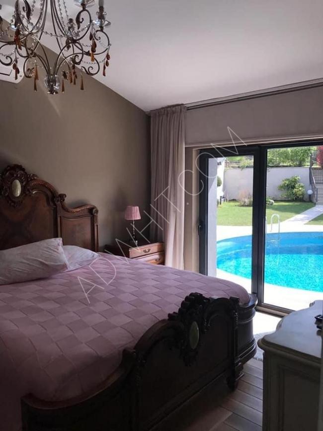 Villa for daily rent in Istanbul, Sariyer Zekeriyakoy, seven rooms