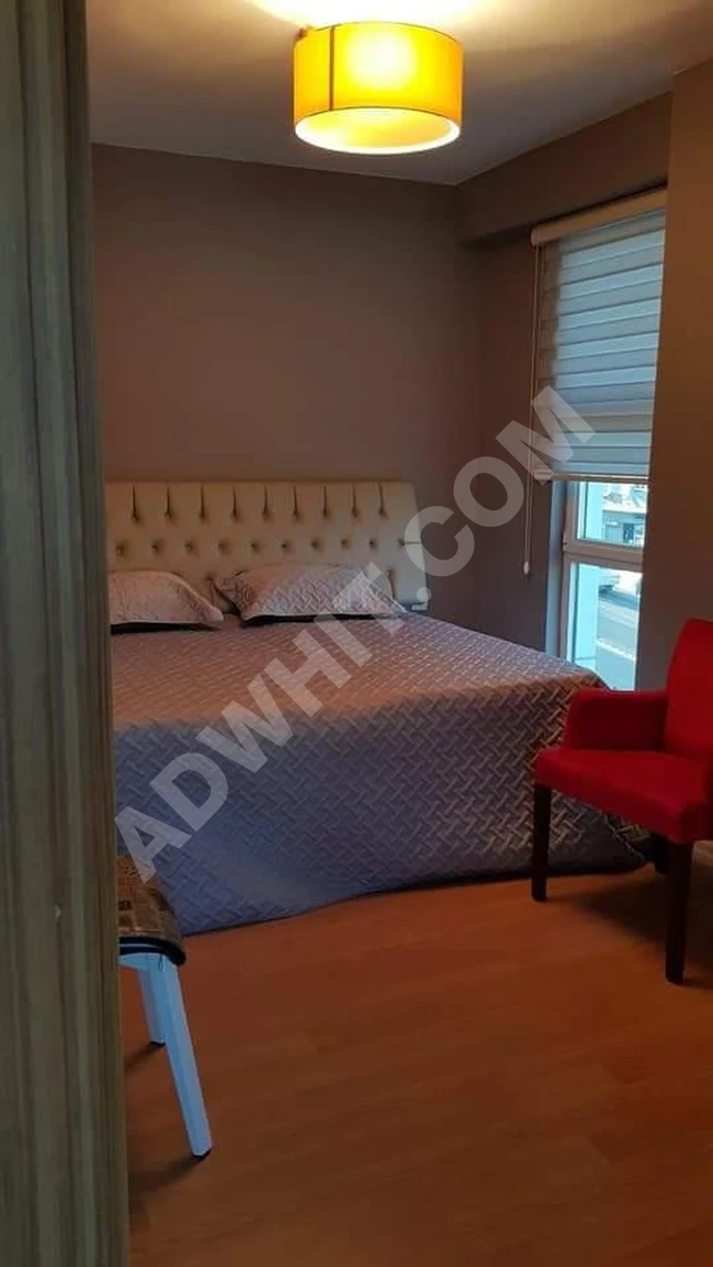 5 kişi kapasiteli bir yatak odası ve salonu olan dönemsel kiralık otel konseptinde daireler 1650 $. mayıs ayı  teklifi