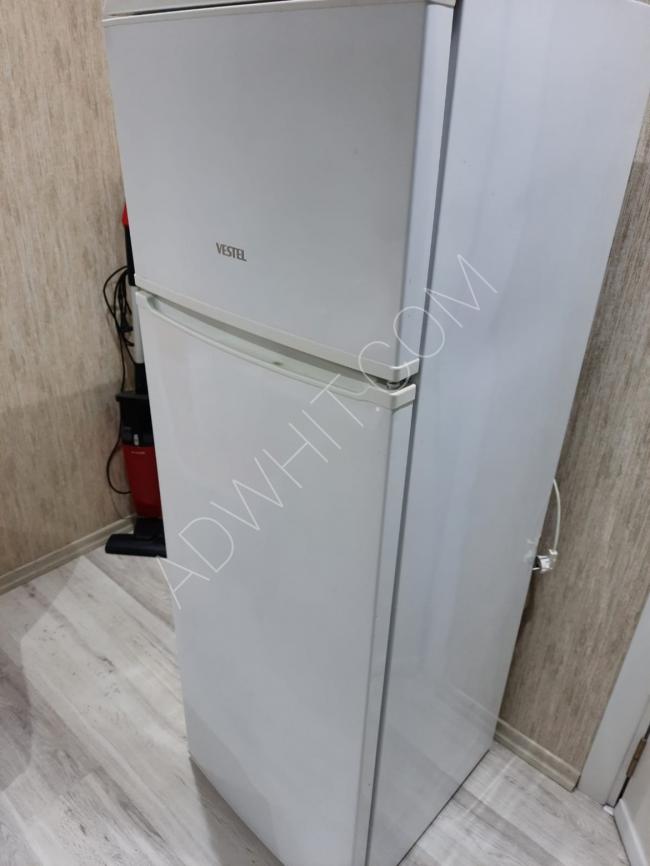 Fridge in excellent condition for sale