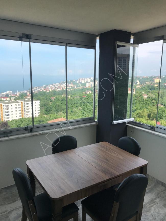 Trabzon 'da deniz manzaralı günlük kiralık otel konseptinde daire 