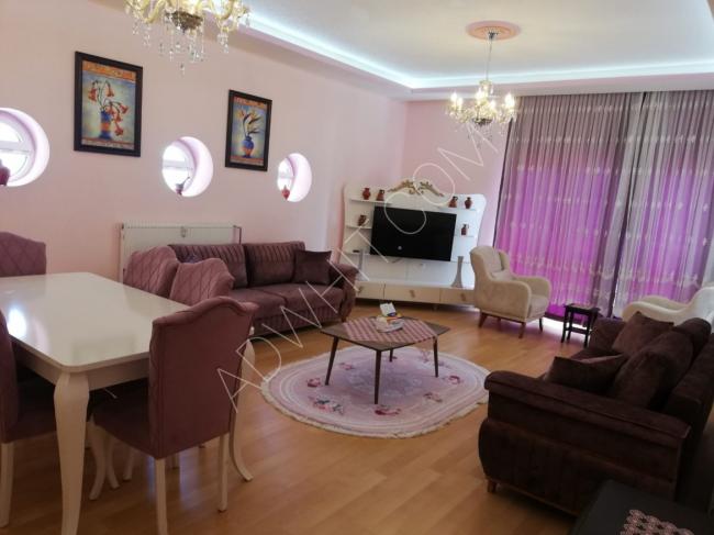 Bursa'da üç oda ve salonlu günlük ve haftalık kiralık eşyalı daireler