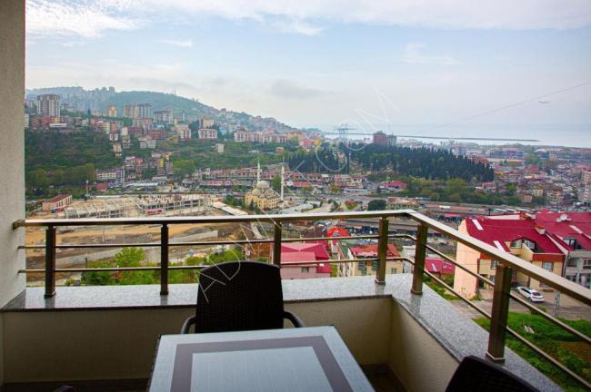 Trabzon'da Deniz manzaralı günlük kiralık eşyalı daire 