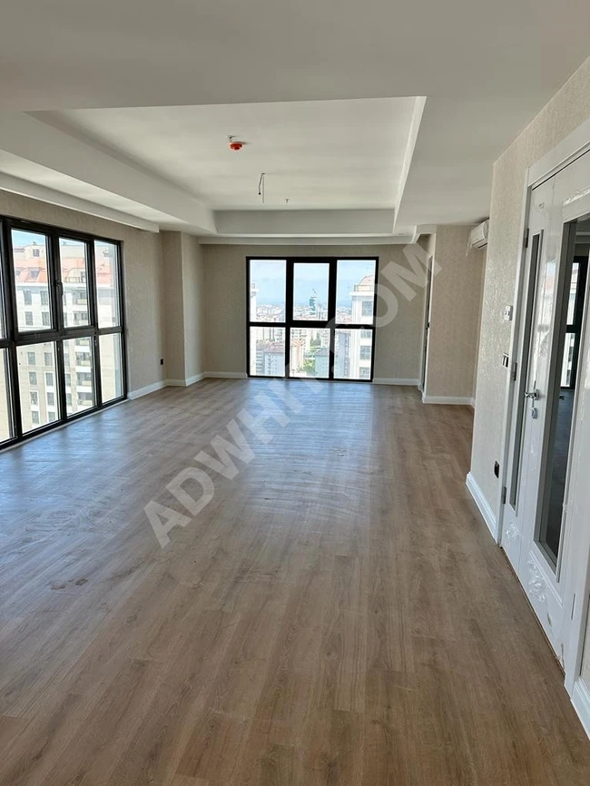 Duplex apartment for rent in Istanbul, in the most prestigious Beylikduzu complexes