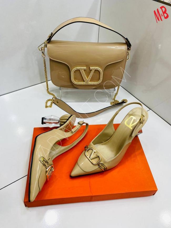 Valentino marka kadın çanta ve topuklu ayakkabı seti