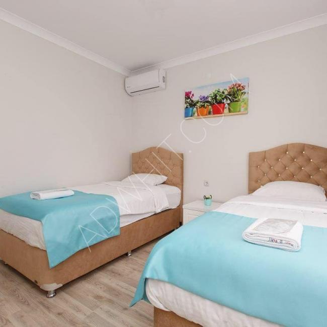 Kuzey Türkiye,  Trabzon'da üç odalı bir otel konseptinde daire