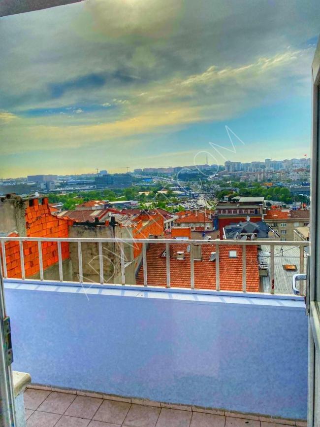 Apartment 2+1 for sale in Zeytinburnu / Çırpıcı Mh NH-3 