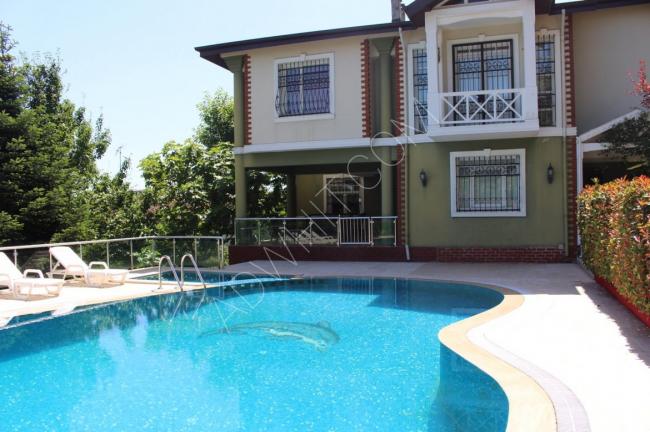 Villa for daily rent with a magnificent view and a large swimming pool.