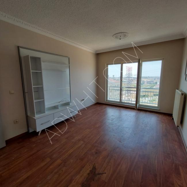 Investment opportunity in the Kayasehir area of Istanbul for a 2+1 apartment.