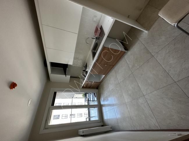 Two-bedroom apartment 2 + 1 for annual rent, zero, new, in Zeytinburnu