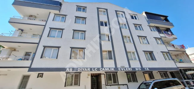 Real estate opportunity, apartment for sale in Çınarcık Merkez with a sea view