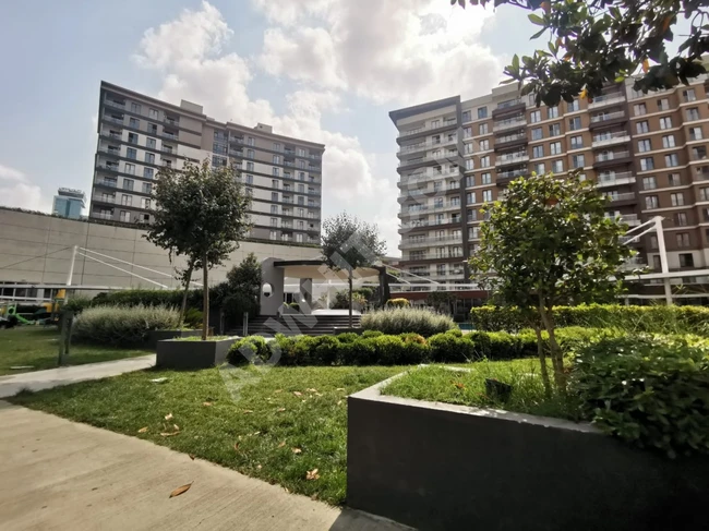 New 2+1 apartment for sale with furniture, adjacent to the famous Marmara Park Mall, directly on the Metrobus line - Istanbul