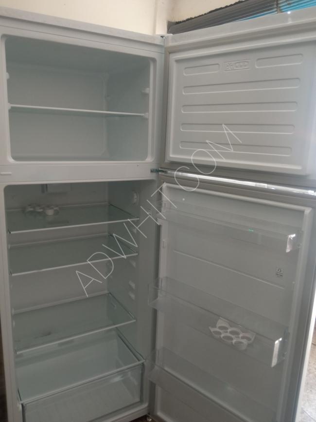 Ice cooling fridge 