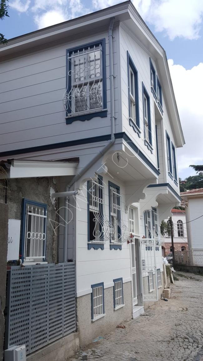 Tarihi İstanbul'un kalbindeki Bebek bölgesinde ve Boğaza 5 dakika mesafede 4+1 tarihi çok özel bir villa fırsatı