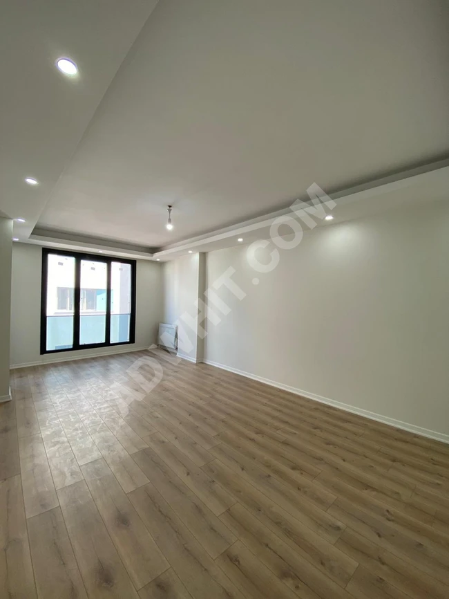 Apartment for sale in Beylikduzu suitable for real estate residency