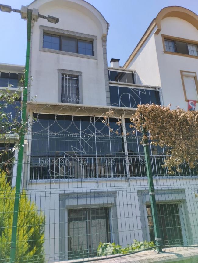 Bahçeşehir bölgesinde Çok rekabetçi bir fiyata satılık villa