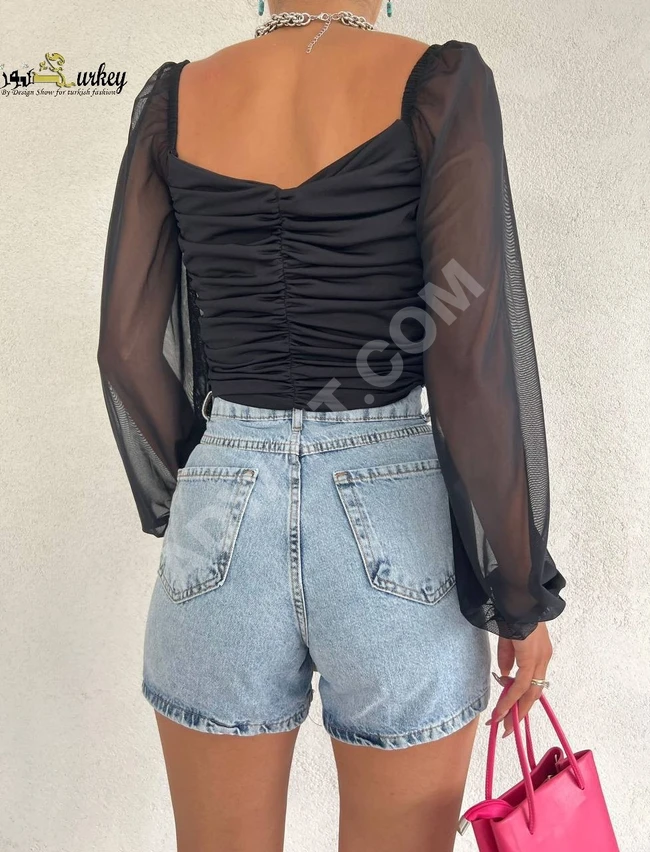 Casual women's blouse