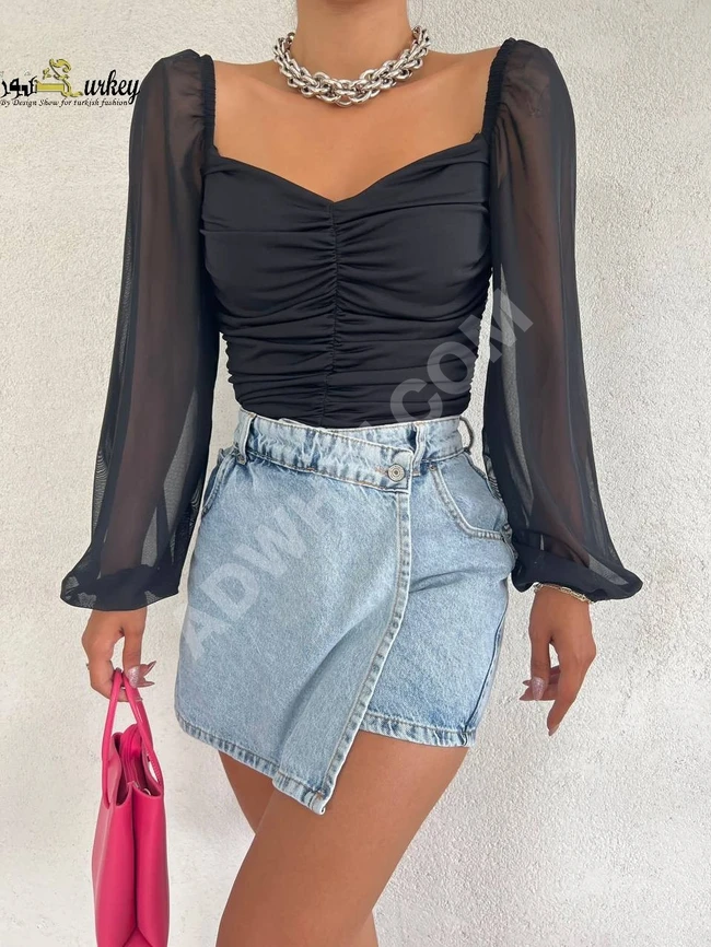 Casual women's blouse