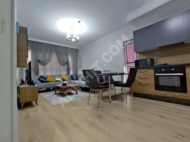 İstanbul'da cazip bir fiyatla, otel tasarımlı kiralık lüks 2+1 eşyalı daire