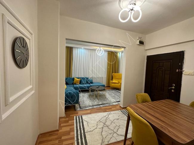 İstanbul Şişli'de günlük kiralık iki yatak odalı ve bir salonlu kiralık daire