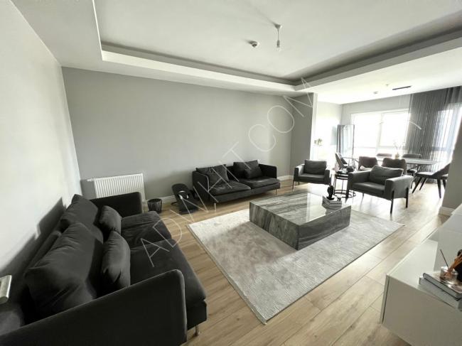 Furnished apartment for rent in the heart of Beykent, Büyükçekmece, within a comprehensive complex