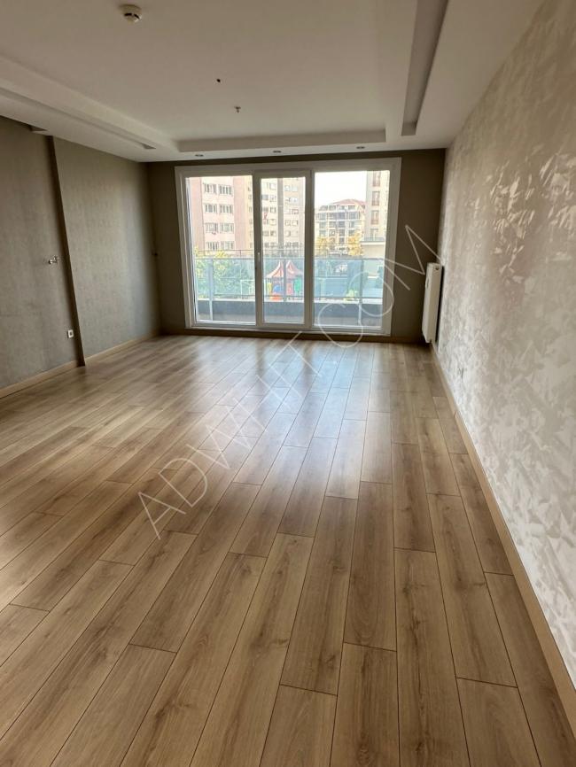An empty apartment for rent in Istanbul, Beykoz Beykent