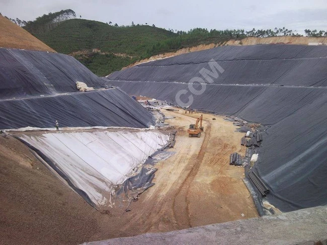 HDPE GEOMEMBRANE بولي ايثيلين عالي الكثافه 