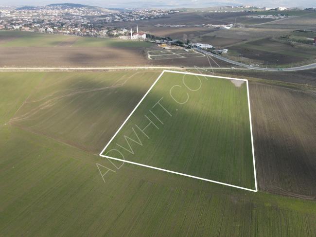 Investment opportunity in the area of Büyükçekmece, land suitable for building 25 villas for sale