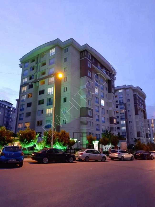 İstanbul, Beylikdüzü'nde bir site içerisinde kiralık 2+1 eşyalı daire