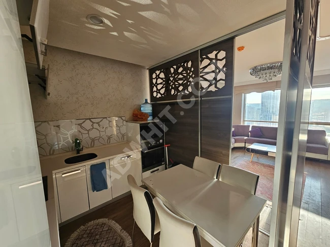 Aile sitesi olan Istanbul  Prestij Park'ta yıllık kiralık eşyalı daire