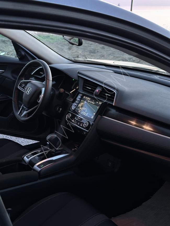 4,500 KM Honda Civic 1.6 i-VTEC 2021 Eco Elegance