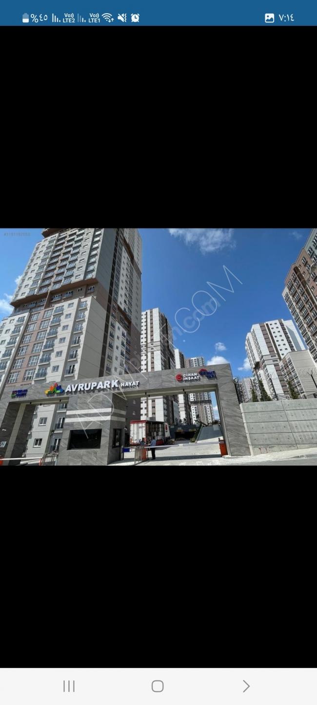 Apartment for rent in a full-service complex in Europark Hayat in Bahcesehir