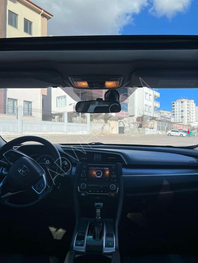 سيارة هوندا سيفيك موديل 2017 مستعملة للبيع 