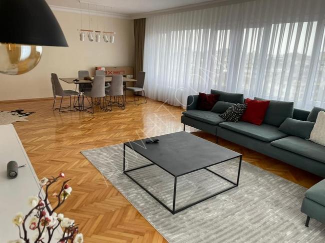 A hotel apartment in Istanbul, Sisli Nisantasi, with four rooms and a hall