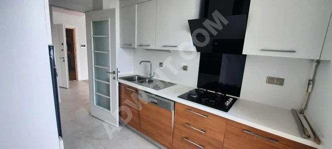 Kayaşehir'deki EVvel İstanbul sitesi içerisinde 2+1 daire