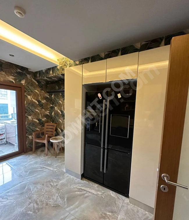 Kayaşehir'de 4+1  eşyalı deluxe daire