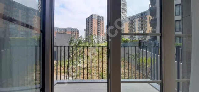 A furnished apartment for annual rent in Ümraniye, Asian Istanbul